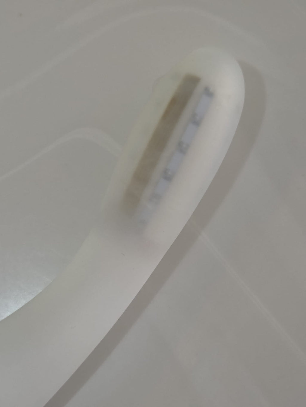 Intimate Care Wand – ReVive | Red Light, Warmth and Eight Settings