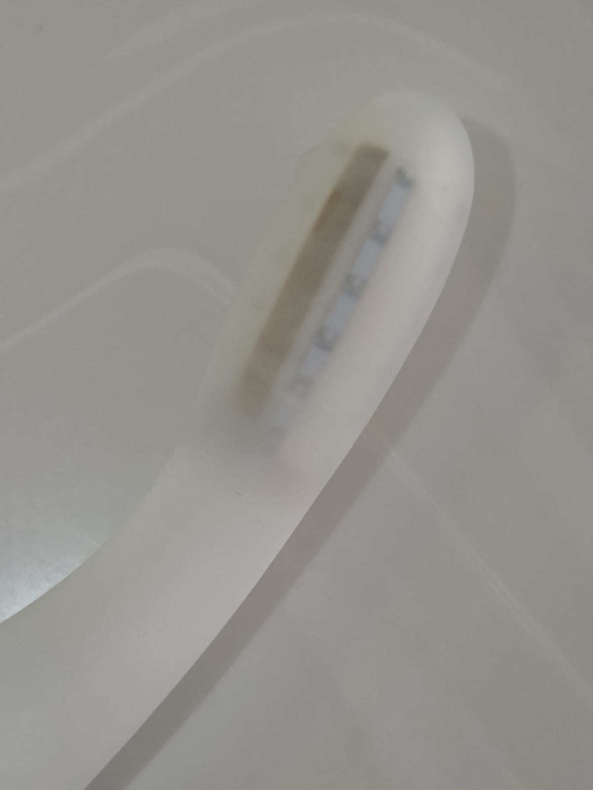 Intimate Care Wand – ReVive | Red Light, Warmth and Eight Settings
